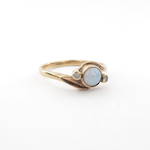 9ct yellow gold vintage opal and cubic zirconia ring