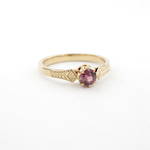 18ct yellow gold rhodolite garnet vintage ring