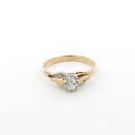 Vintage style 18ct/plat diamond solitaire with shoulder diamonds