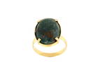 Lady's 18ct yellow gold moss agate stone ring