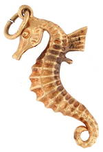 9ct yellow gold 'Seahorse' charm