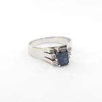 18ct white gold sapphire and diamond set fancy ring