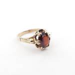 9ct yellow gold garnet set dress ring