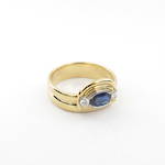 18ct yellow gold ceylonese sapphire/diamond set ring