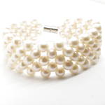 Cultured fresh water pearl bracelet with magnetic clasp