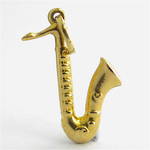 9ct yellow gold saxophone charm