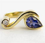 9ct yellow gold Iolite and diamond ring