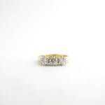 18ct yellow gold & platinum 3 stone diamond ring