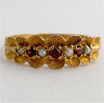 9ct yellow gold garnet and pearl antique style ring