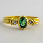 NEW 18ct yellow gold green tourmaline and diamond set ring