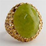 18ct yellow gold and large jade dress ring