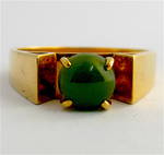 9ct yellow gold Lady's greenstone dress ring