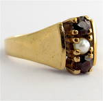 9ct yellow gold garnet and pearl dress ring