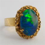 9ct yellow gold and opal triplet ring
