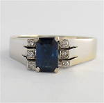 18ct white gold sapphire and diamond set fancy ring