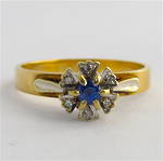 9ct yellow/white gold sapphire and diamond ring