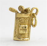 9ct yellow gold golf cart charm
