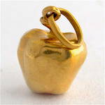 9ct yellow gold Apple charm