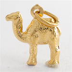 18ct yellow gold camel charm