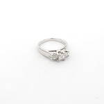 18ct white gold princess cut 3 stone diamond set ring