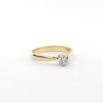 18ct yellow gold diamond solitaire ring
