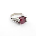 18ct white gold ruby and diamond set ring
